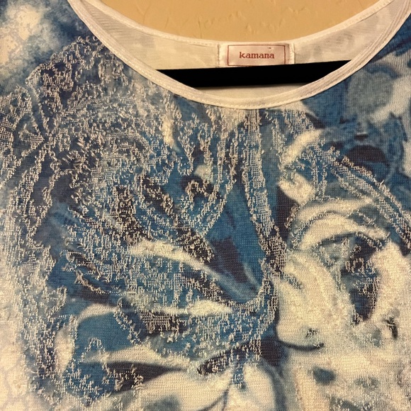 Kamana Blue & White Floral Print Tunic Top - Picture 3 of 14